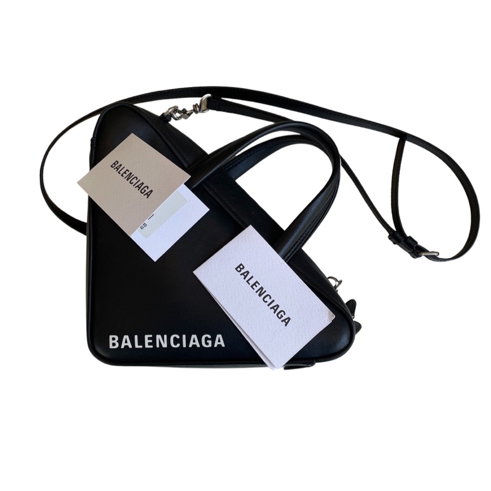 balenciaga triangle duffle s